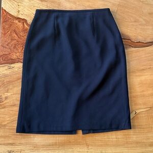 Classic Navy Pencil Skirt - Women's Tailored Workwear